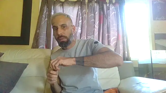 arrow13680 online show from 02/26/26, 03:00