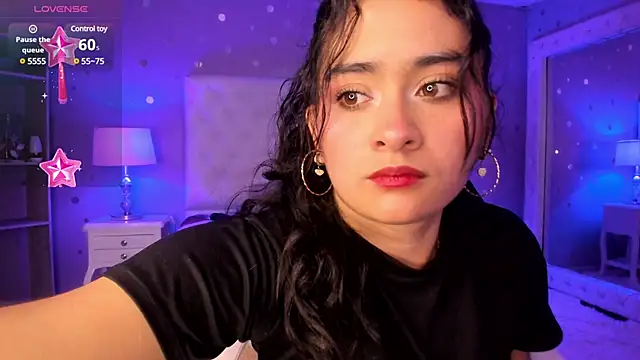 Snapshot of scarlette_15_ chatting on 03/16/25, 12:11 scarlette 15 online show from 03/16/25, 12:11
