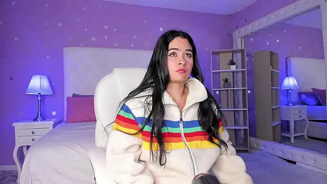 Snapshot of scarlette_15_ chatting on 11/01/25, 03:08 scarlette 15 online show from 11/01/25, 03:08