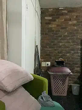 Snapshot of Wettitiesxxx chatting on 03/10/25, 01:21 Wettitiesxxx online show from 03/10/25, 01:21