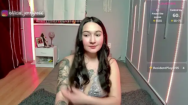 Snapshot of Jennyke66 chatting on 12/12/24, 03:27 Jennyke66 online show from 12/12/24, 03:27