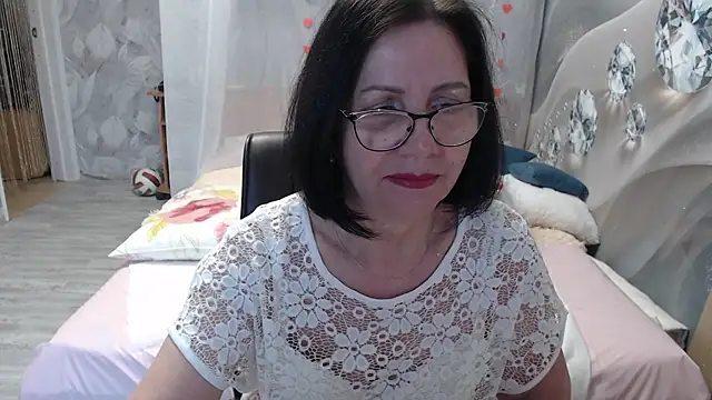 Snapshot of OlgaHottie chatting on 04/20/26, 11:39 OlgaHottie online show from 04/20/26, 11:39