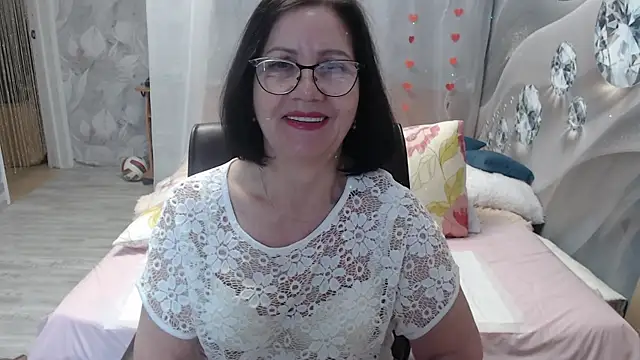 Snapshot of OlgaHottie chatting on 04/21/26, 01:53 OlgaHottie online show from 04/21/26, 01:53