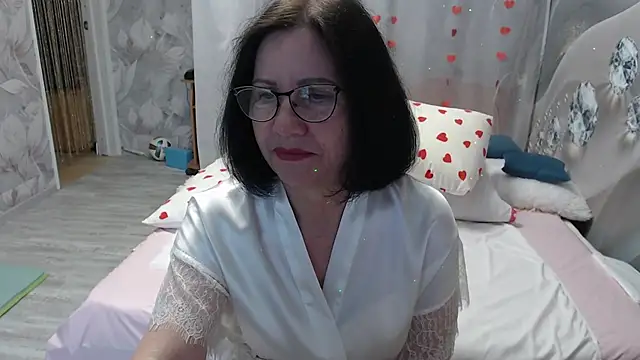 Snapshot of OlgaHottie chatting on 05/03/26, 11:44 OlgaHottie online show from 05/03/26, 11:44