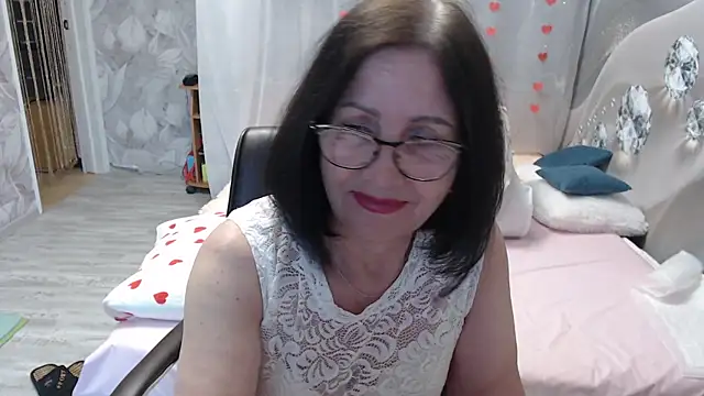 Snapshot of OlgaHottie chatting on 05/16/26, 11:36 OlgaHottie online show from 05/16/26, 11:36