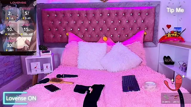 EmmaWilder online show from 03/12/25, 12:42