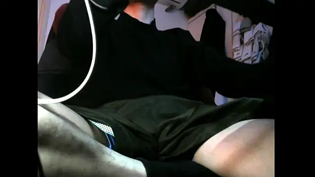 Ray175oo online show from 11/28/25, 06:21