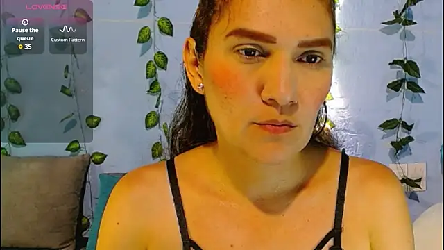 venus swet  online show from 07/10/26, 12:48