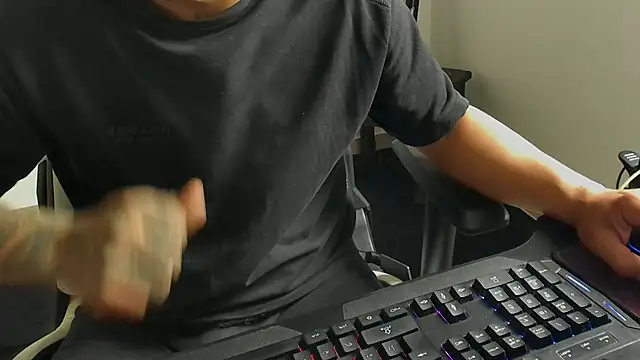 Snapshot of stebankechima chatting on 10/20/25, 06:08 stebankechima online show from 10/20/25, 06:08