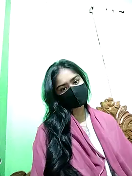 Snapshot of Arisha- chatting on 01/08/25, 04:11 Arisha- online show from 01/08/25, 04:11