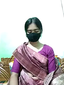 Snapshot of Arisha- chatting on 02/11/25, 04:56 Arisha- online show from 02/11/25, 04:56
