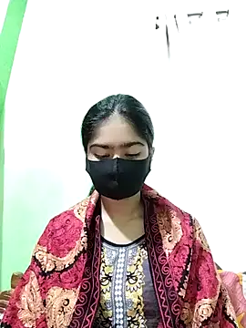 Snapshot of Arisha- chatting on 02/19/25, 01:51 Arisha- online show from 02/19/25, 01:51