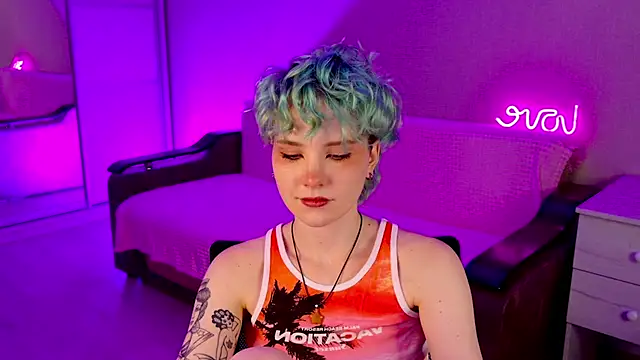 Snapshot of School_Love chatting on 12/20/24, 04:14 School Love online show from 12/20/24, 04:14