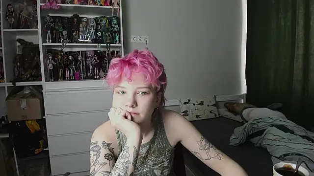 School Love online show from 03/10/26, 07:13