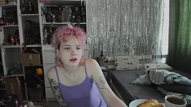 School Love online show from 03/22/26, 07:12