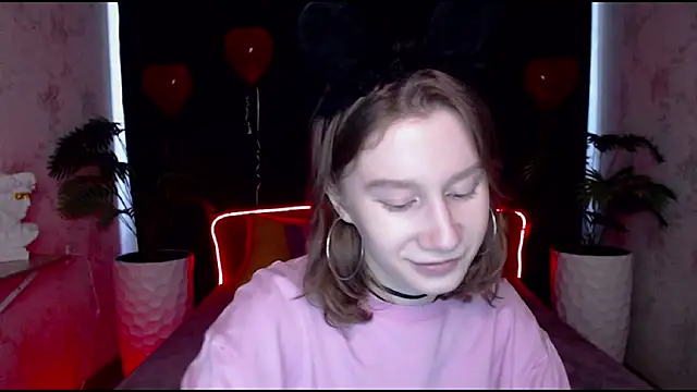 EnigmaSee online show from 02/24/25, 08:27