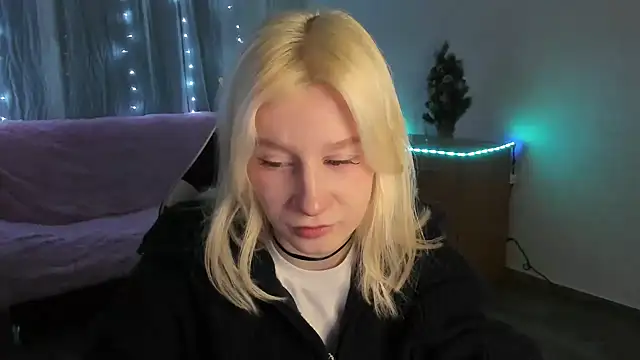 EnigmaSee online show from 01/18/26, 01:42