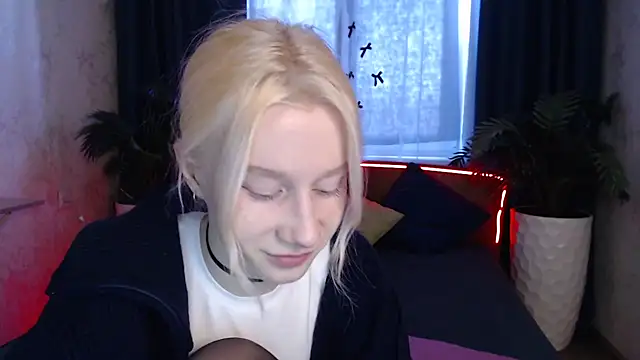 EnigmaSee online show from 02/03/26, 09:14