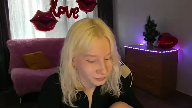 EnigmaSee online show from 04/06/26, 09:10