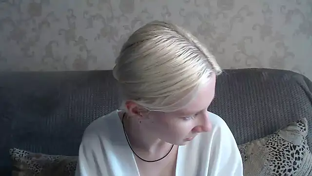 Snapshot of EnigmaSee chatting on 07/02/26, 08:53 EnigmaSee online show from 07/02/26, 08:53