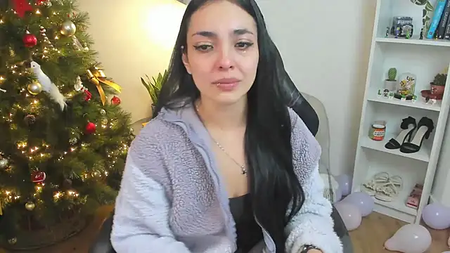  BellaEvans  online show from 11/28/25, 12:41