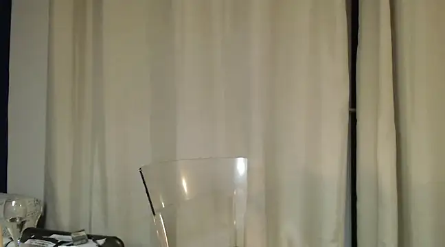 Snapshot of Ladystargazer1966 chatting on 02/01/25, 01:02 Ladystargazer1966 online show from 02/01/25, 01:02