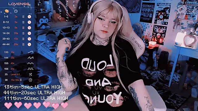 Snapshot of noori__hope chatting on 12/05/25, 08:27 noori hope online show from 12/05/25, 08:27