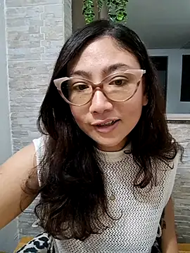 Mia Ruiz online show from 03/18/25, 12:49