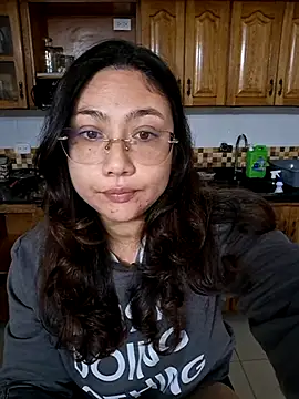 Mia Ruiz online show from 10/20/25, 02:01