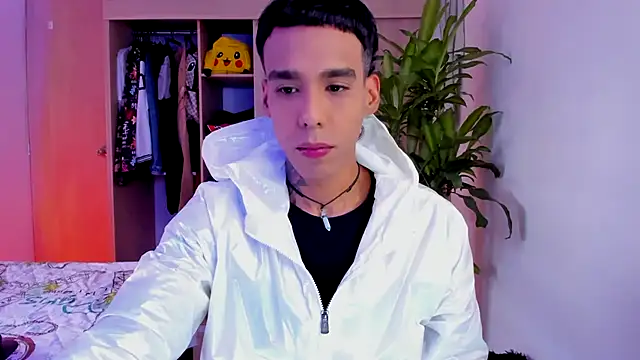 aldrinwhite online show from 11/29/25, 08:23