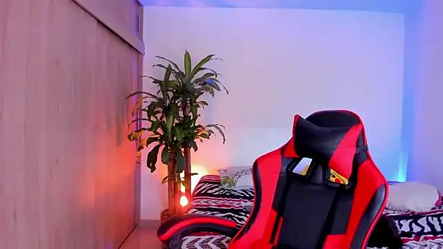 aldrinwhite online show from 04/11/26, 06:12