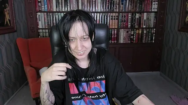 Snapshot of Medusa__Gorgona chatting on 09/17/25, 06:37 Medusa Gorgona online show from 09/17/25, 06:37