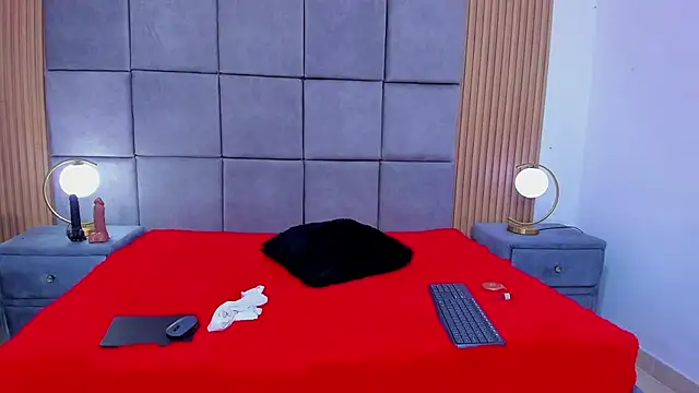 KateTompson  online show from 03/19/26, 01:26