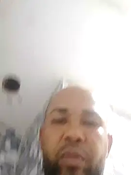Frankie0880 online show from 12/29/24, 11:18