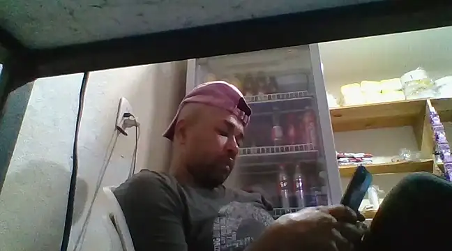 Frankie0880 online show from 02/11/25, 10:18