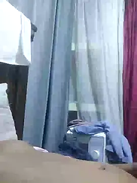 Frankie0880 online show from 03/04/25, 05:21