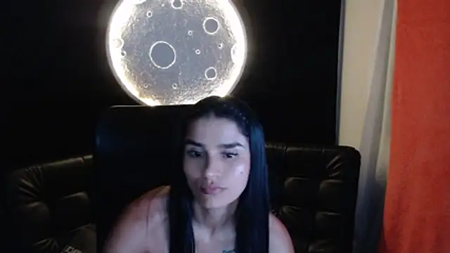 Snapshot of cloe_fox chatting on 01/16/26, 05:44 cloe fox online show from 01/16/26, 05:44