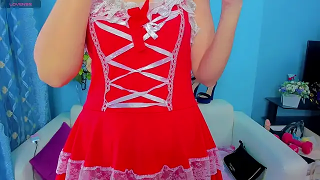 LindaaLu online show from 05/08/26, 02:39