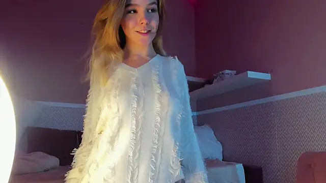 Snapshot of Anna_Robinson chatting on 01/10/25, 07:25 Anna Robinson online show from 01/10/25, 07:25