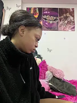 Snapshot of Melany_Williams chatting on 04/25/26, 12:08 Melany Williams online show from 04/25/26, 12:08