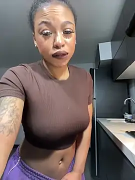 Snapshot of Melany_Williams chatting on 05/07/26, 12:54 Melany Williams online show from 05/07/26, 12:54