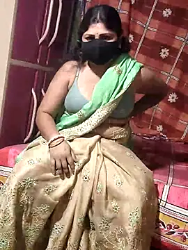 Snapshot of Mourani24 chatting on 02/23/26, 07:22 Mourani24 online show from 02/23/26, 07:22