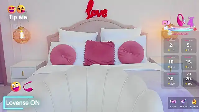 MissLoou online show from 02/27/26, 06:02