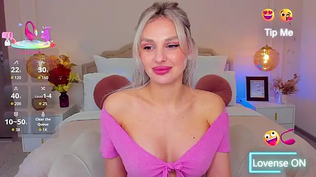 MissLoou online show from 04/17/26, 05:10