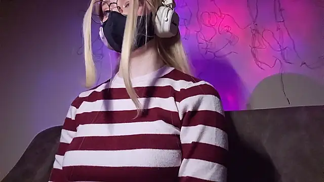 DanaWard online show from 02/01/26, 09:46