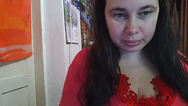 Snapshot of Cora_Maro chatting on 10/16/25, 12:44 Cora Maro online show from 10/16/25, 12:44