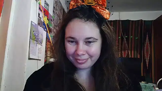 Snapshot of Cora_Maro chatting on 11/02/25, 12:07 Cora Maro online show from 11/02/25, 12:07