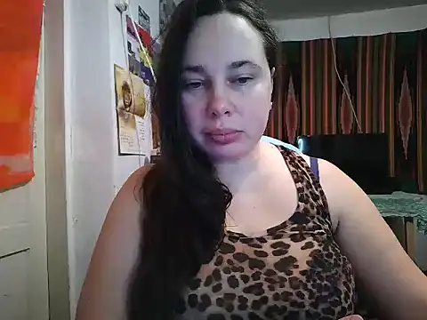 Cora Maro online show from 12/21/25, 12:40