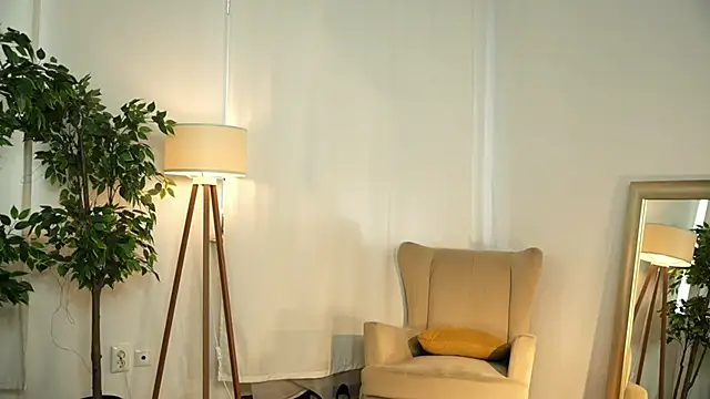 PrincessMononokee online show from 04/27/26, 08:12
