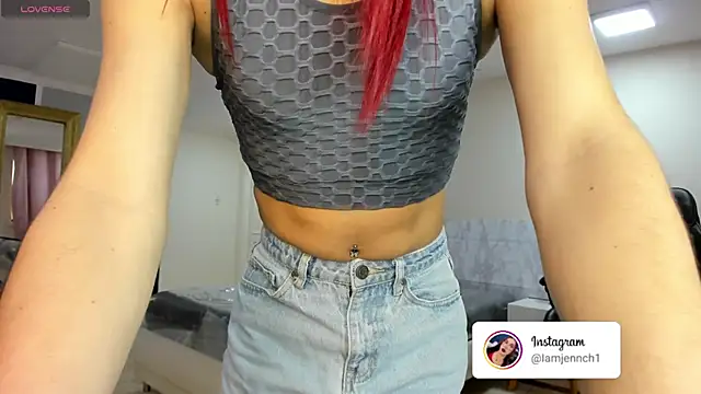 Snapshot of charolbruce_1 chatting on 06/19/26, 11:47 charolbruce 1 online show from 06/19/26, 11:47
